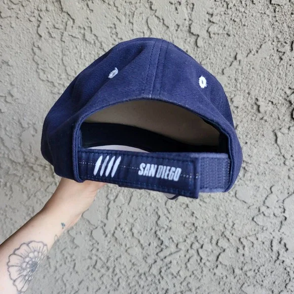 Mint Y2K 2003 XXXVI Superbowl Strap Back Cap - Picture 6 of 7